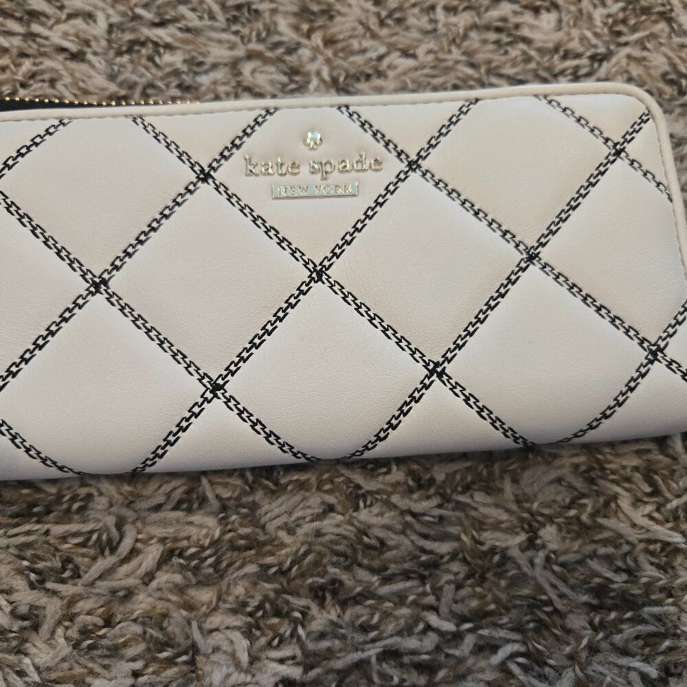 Black and White Kate Spade Wallet